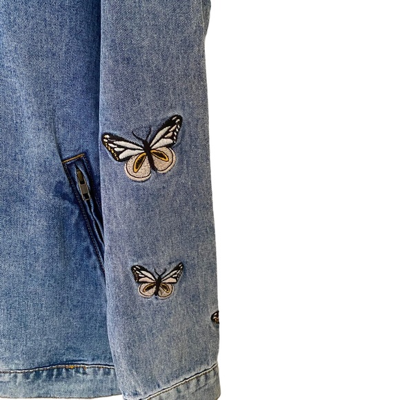 ASOS Mennace Denim Butterfly Embroidered Jacket Size Medium - Picture 4 of 11